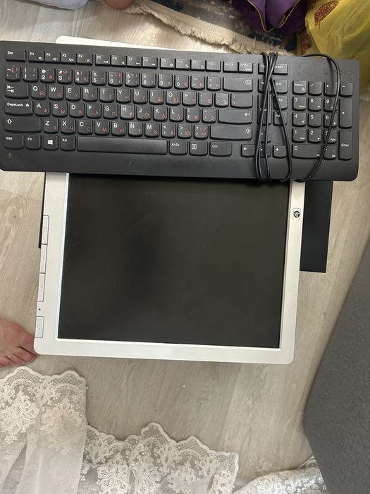 Продам компьютер . hp