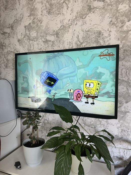 Продам телевизор самсунг