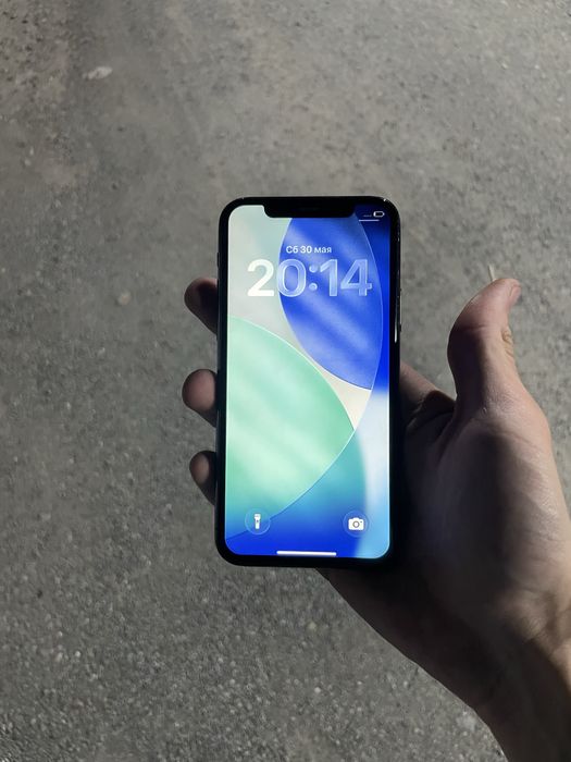 Продам Iphone 11 pro 64gb
