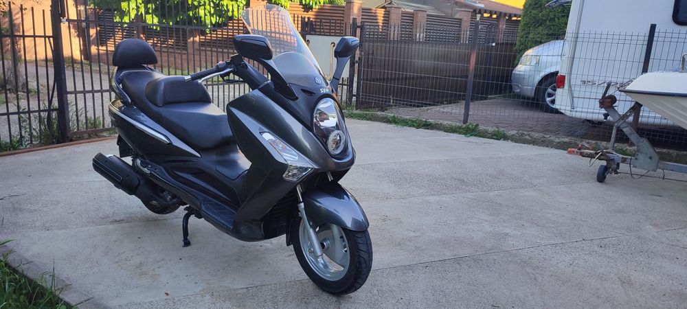 Scuter Sym Joymax 250i