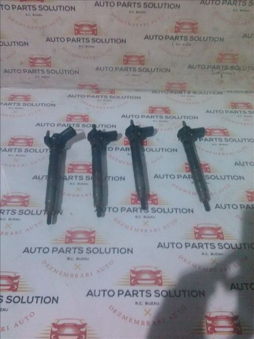 injectoare  4 buc   audi a4 b8 2.0 tdi an fabr. 2011