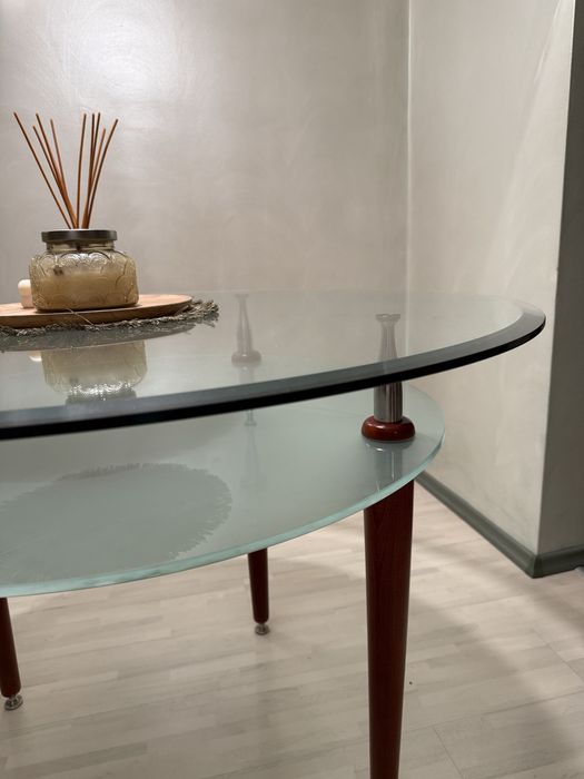 Трапезна маса + 4 стола ПОДАРЪК