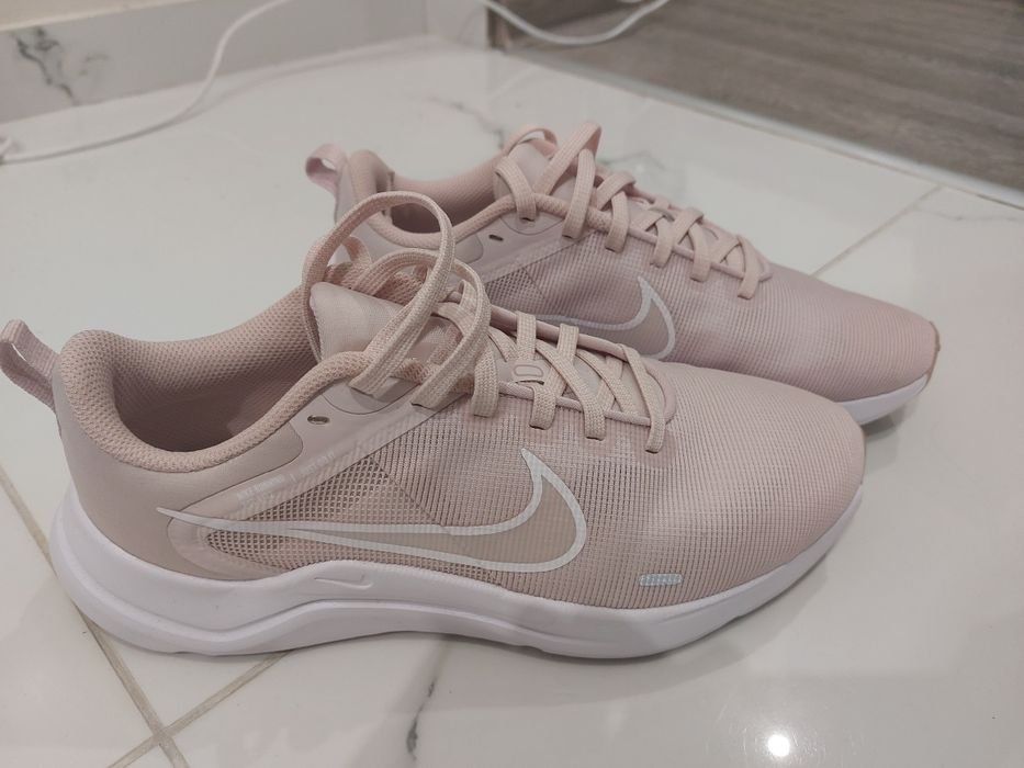 Nike Downshifter 12