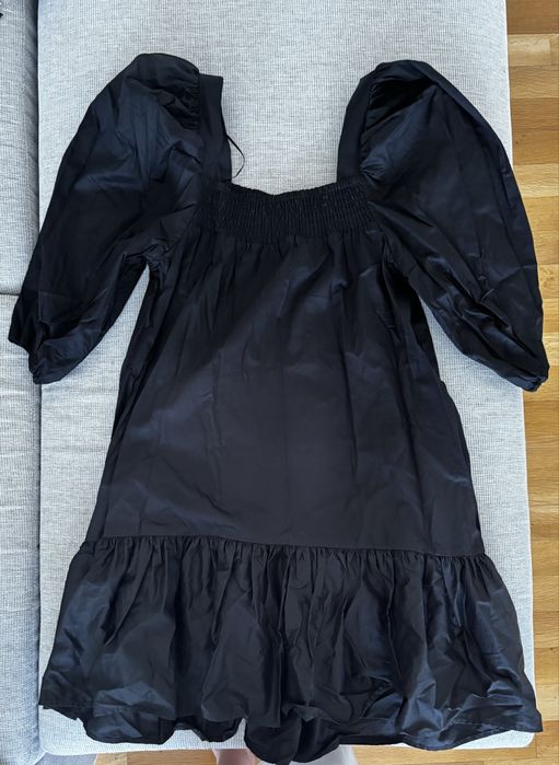Черна рокля H&M ( XS)