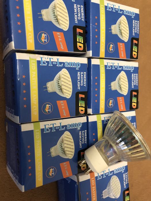 Vind becuri cu led cu dulie tip startar noi