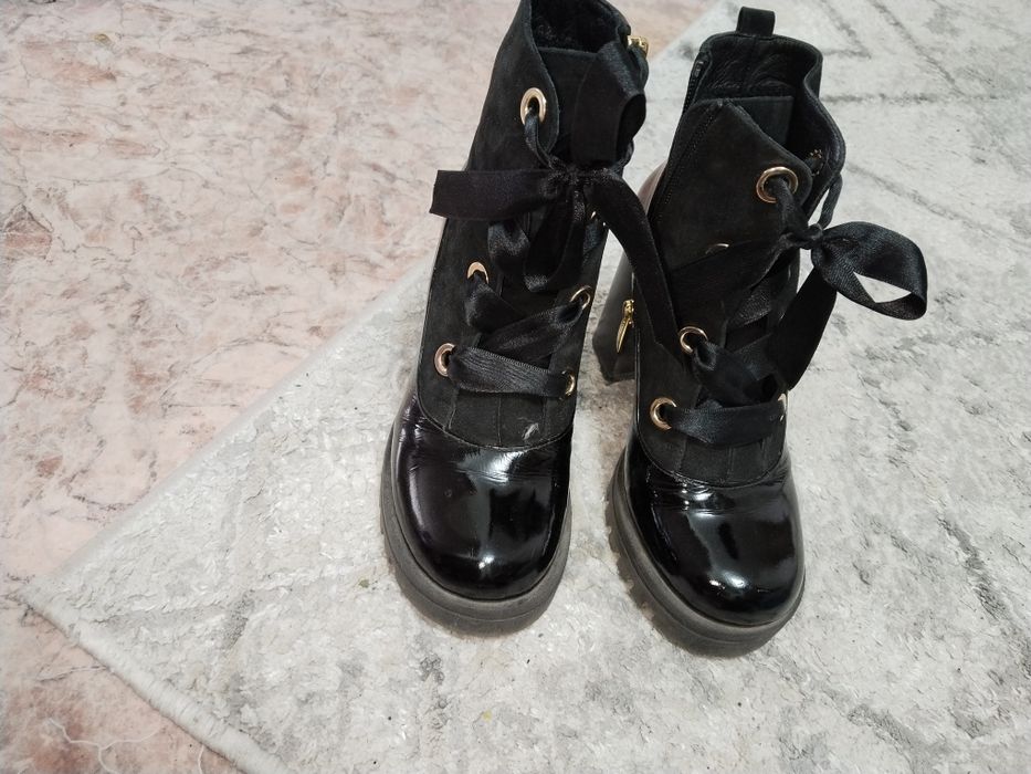 Продам женскую обувь