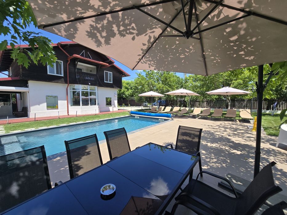 Vila pentru evenimente /piscina/ petrecere / burlacii / teambuilding/