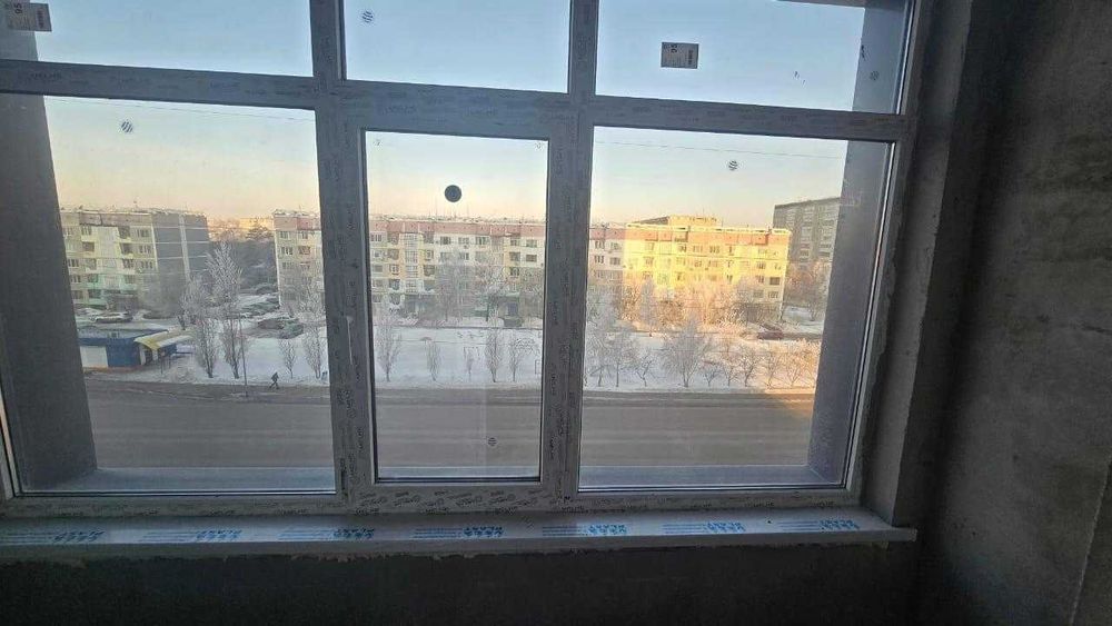 Продам 1 комнатную ЖК Ривьера