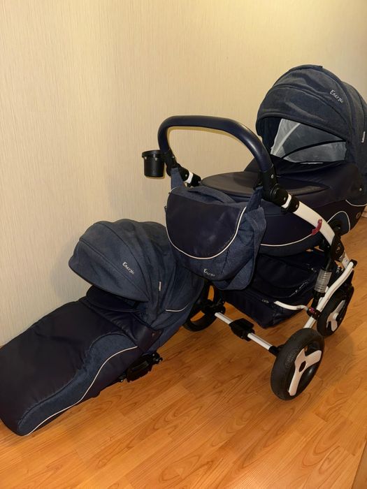 Продам детскую коляску