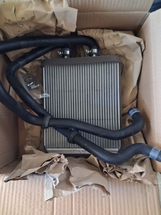 Радиатор за парно Ивеко дейли 3511