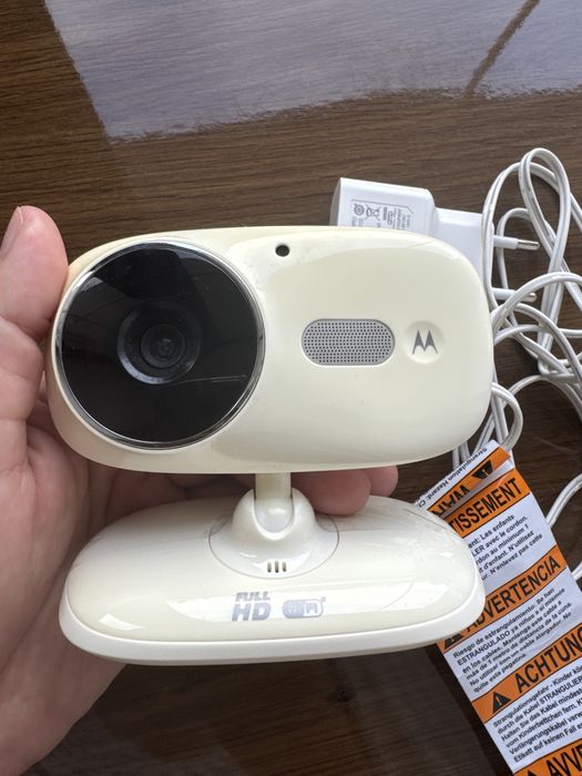 Продам хорошую видеоняню