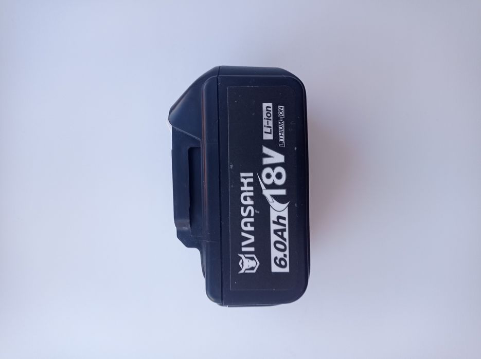 Продам шруповерт на аккумуляторе