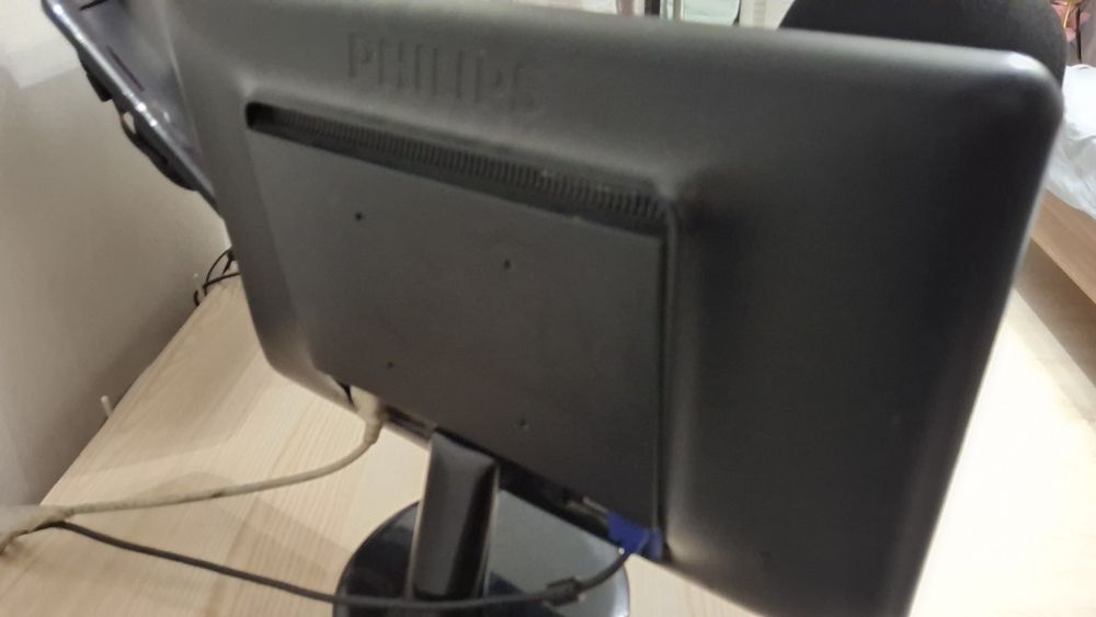 Монитор Philips 202E