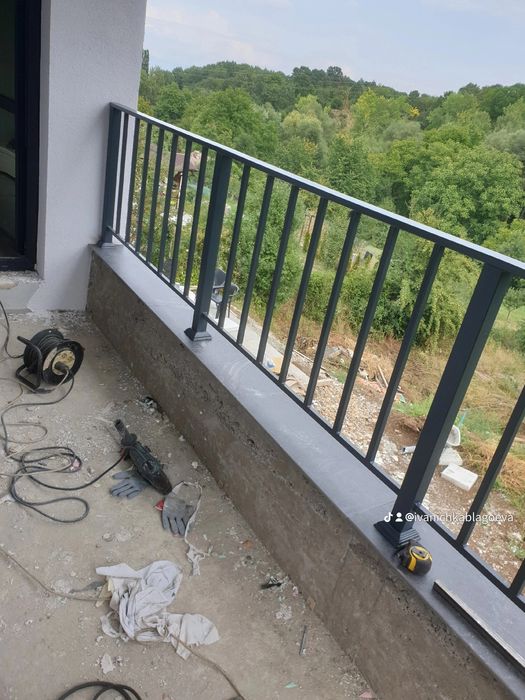 Изработка метални парапети