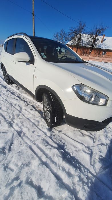 Nisan qashqai  2 litri  150 cai