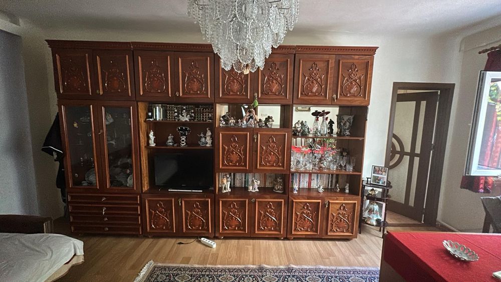 Bibliotecă sufragerie clasică