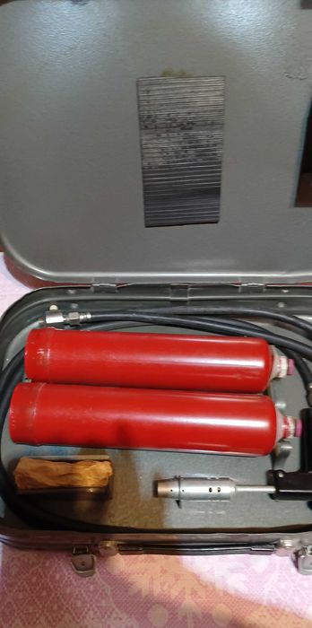 Комплект газовой горелки с 2 газовыми балончиками