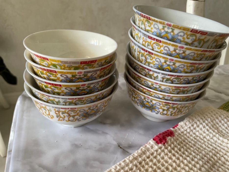 Фотостудиялардан алынған жеке фотосуреттер