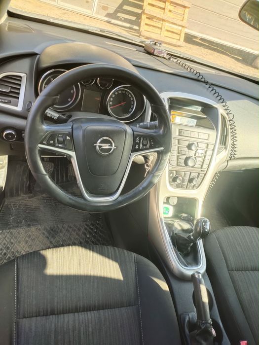 Opel Astra J 1.7 CDTI