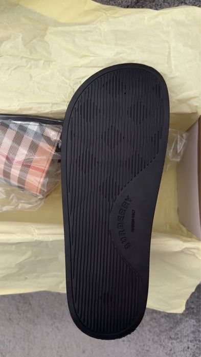 pauci burberry 40