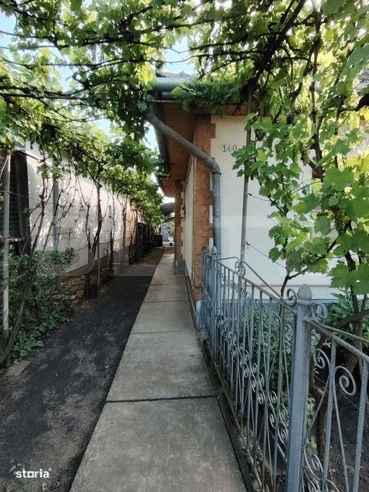 Casa individuala cu 3 camere, 519 mp teren, zona Campia Turzii