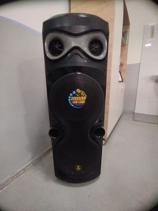 Katta kalonka holati ideal ishlashi zo'r ikkita mikrafon