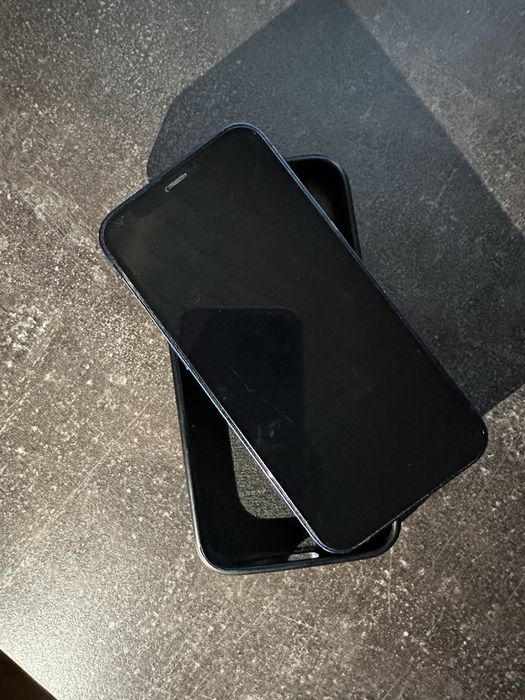 Продам iPhone 12 mini