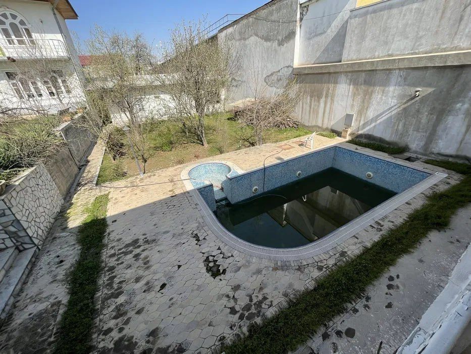 Sotiladi Дом Яккасарай Махаля 10 соток Фасад 32м под Застройку