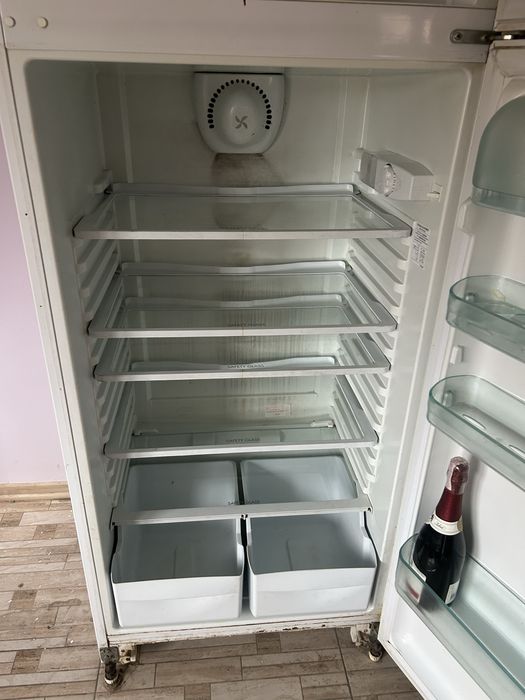 Хладилник Ariston