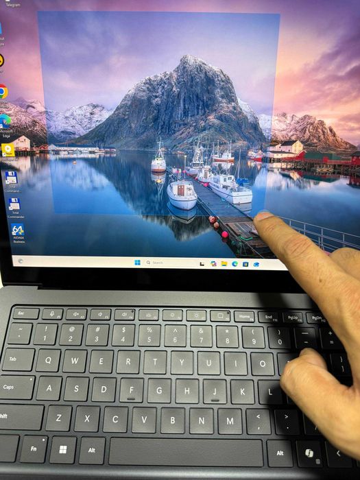 Microsoft Surface Laptop 6 13" 2K Сенсор Core i5 Ultra 135H/16GB/512GB