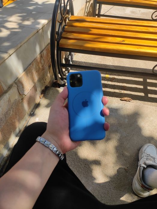 iPhone 11 pro ( срочно )