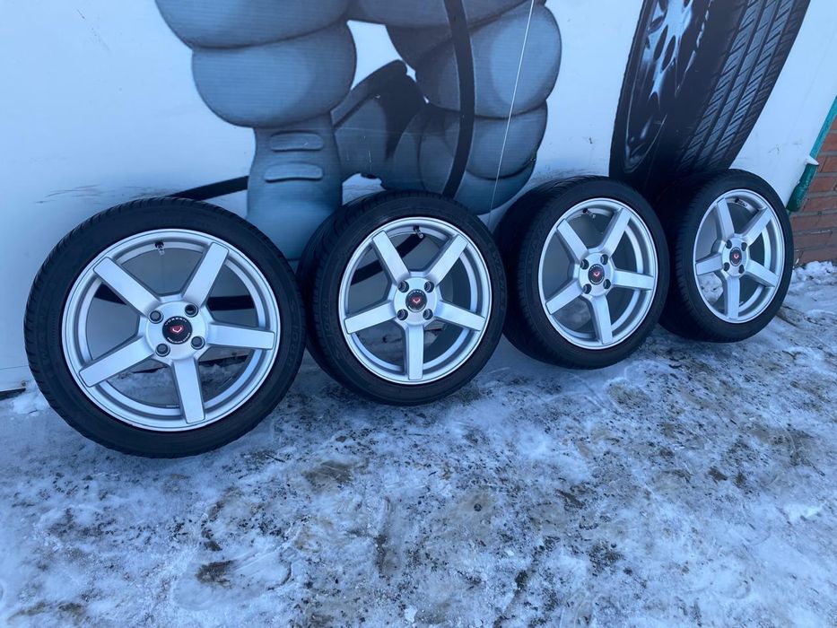 Диски с резиной на ВАЗ