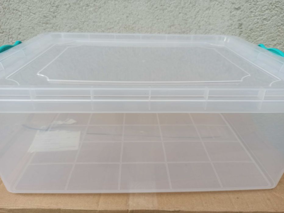 Пчеларска кутия за пчелен мед/8 бр многокорпусни рамки/-пчеларски инв.