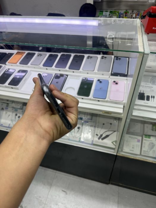 iphone 11 идеальном состояний