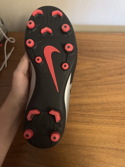 Продам бутсы почти новые