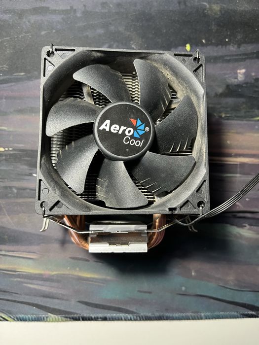 Кулер aerocool 3 медных трубки