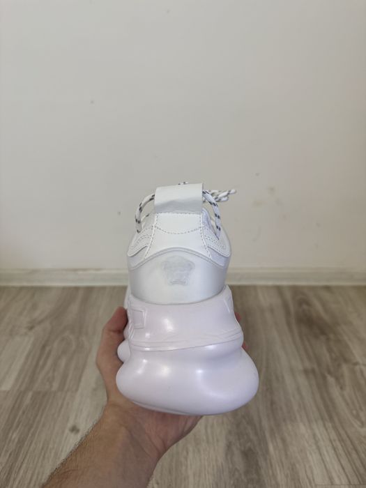 Versace chain reaction white 43 Craiova • OLX.ro