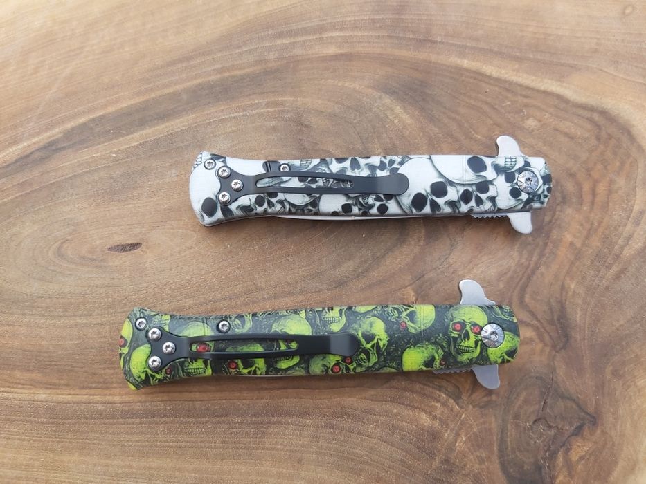 сгъваем нож с дизайн черепи,два модела