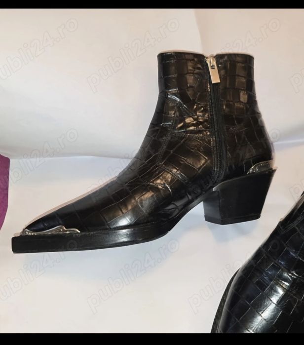 Boots  Crocodile Leather Ankel/37