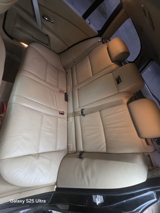 Бежов салон за е61 с кори