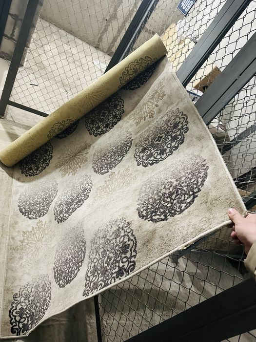 Продам шелковый ковер 1,5х5