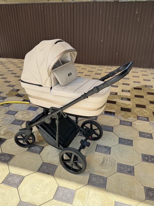 Коляска Adamex Remini