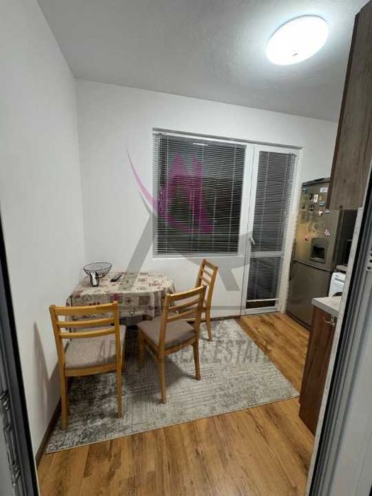 Дава се под наем Тристаен апартамент в Варна, Чайка - 65 кв.м за 548.25 € - Снимка #1