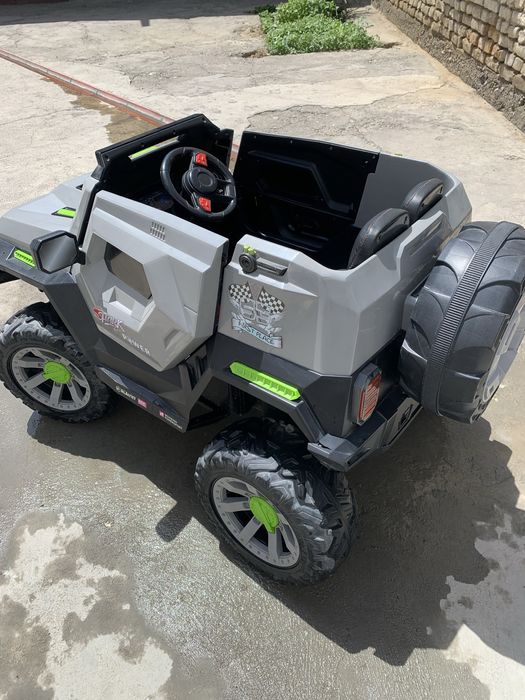 Bolalar pultli mashinasi