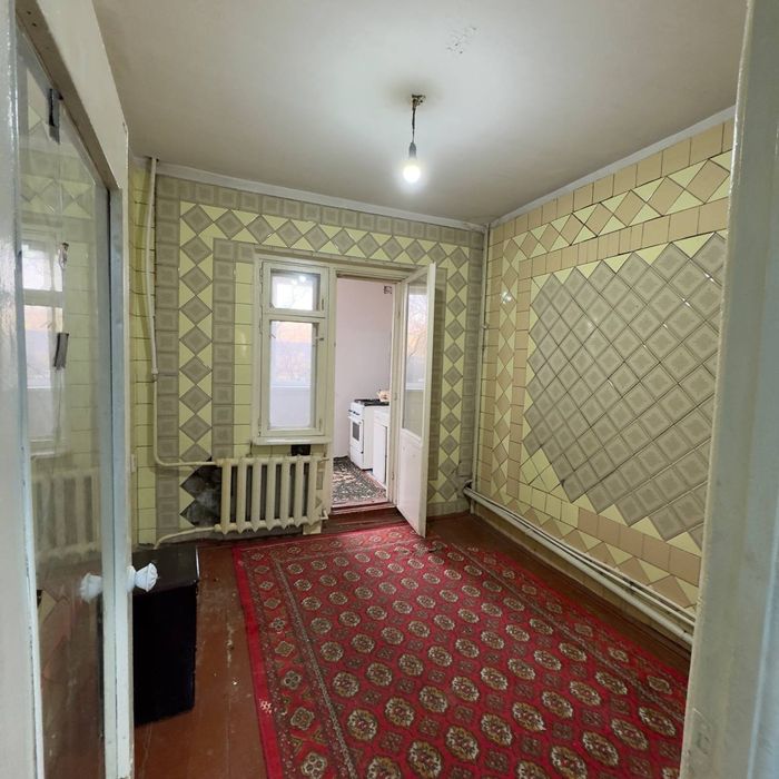 Юнусабад-4,, 5 хонали ОИЛАГА берилади. 120 КВ.м