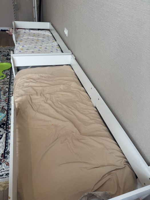 Две кровати детские