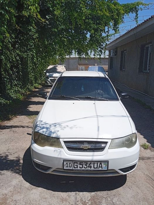 Neksiya 2 holati yaqshi mator karopka zor faqat haydash kere