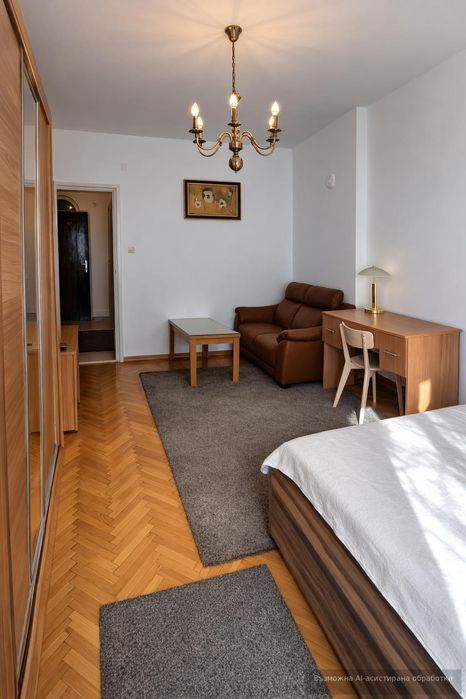 Дава се под наем Двустаен апартамент в София, Център - 65 кв.м за 598.23 € - Снимка #1