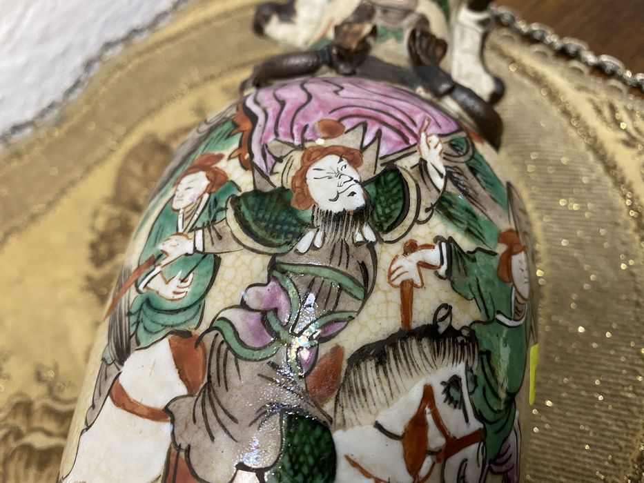 Японска ваза сацума с маркировка 1900 г .