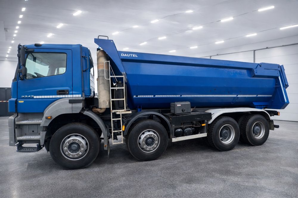 Mercedes Axor 8x4